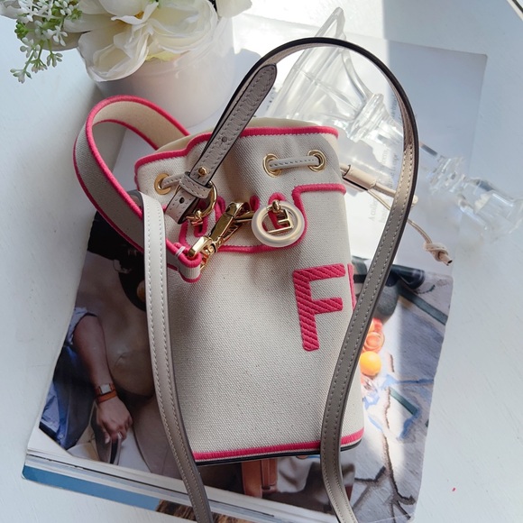 Fendi White Mini Canvas Embroidered Logo Bucket Mon Tresor - Picture 5 of 6
